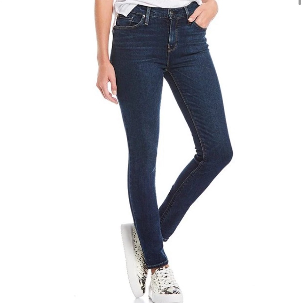 Hudson Mid-Rise Nico Super Skinny Jeans